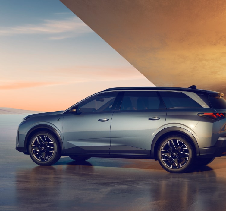 NEW PEUGEOT 5008 Hybrid | 7-seat SUV